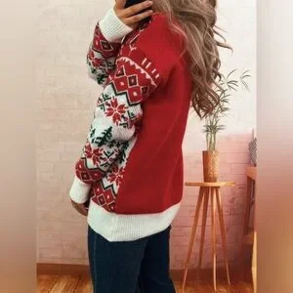 Christmas Reindeer Pattern Round Neck Sweater